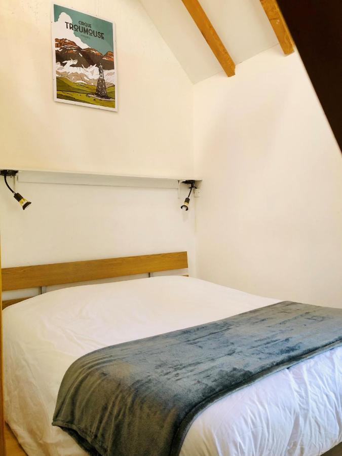 Gite La Grange Au Bois Viella  Buitenkant foto